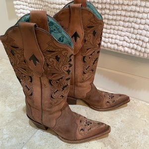 Corral Boots - brown and black laser tool